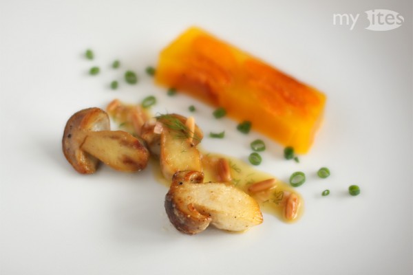 Apricot and Bell Pepper Terrine with Sautéd Ceps, Dill-Vinaigrette and Roasted Pine Nuts