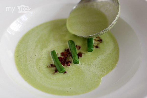Green Bean Soup with Pear and Bacon
